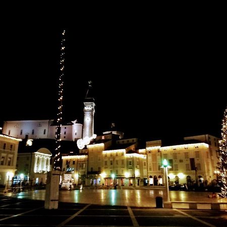 Appartamento Casa Al Porto Antico Pirano Esterno foto